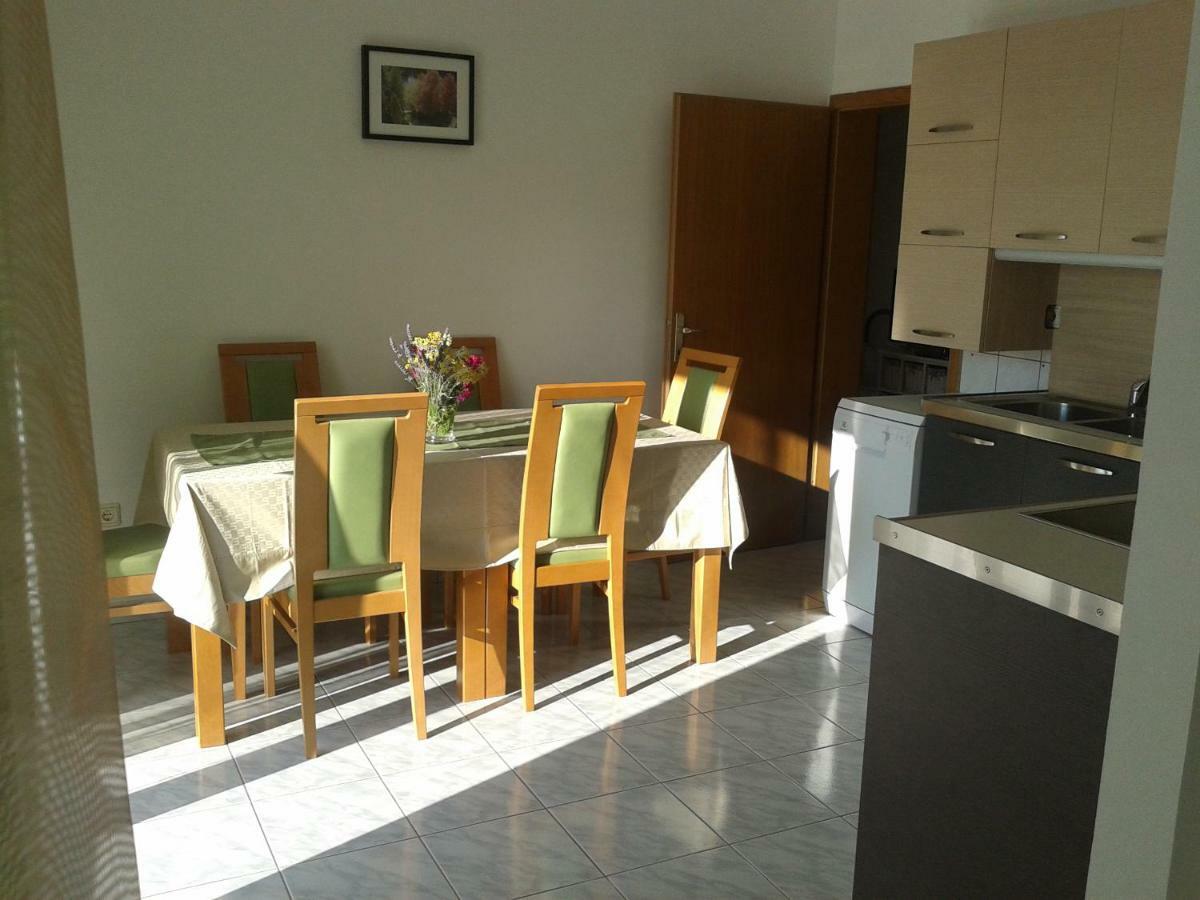 Apartments Jelena Razanj Luaran gambar