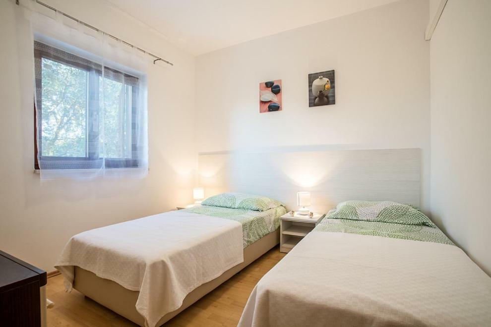 Apartments Jelena Razanj Luaran gambar